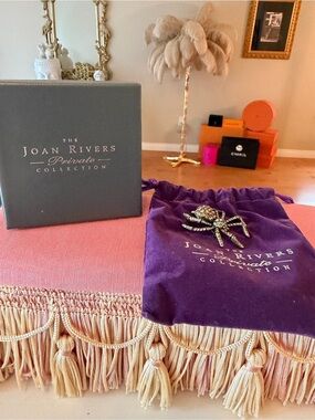 New Joan Rivers Pave Swarovski Crystals Spider Brooch